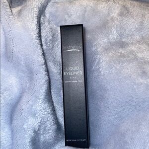 Aesthetica Liquid Liner 3.2 milliliter Black